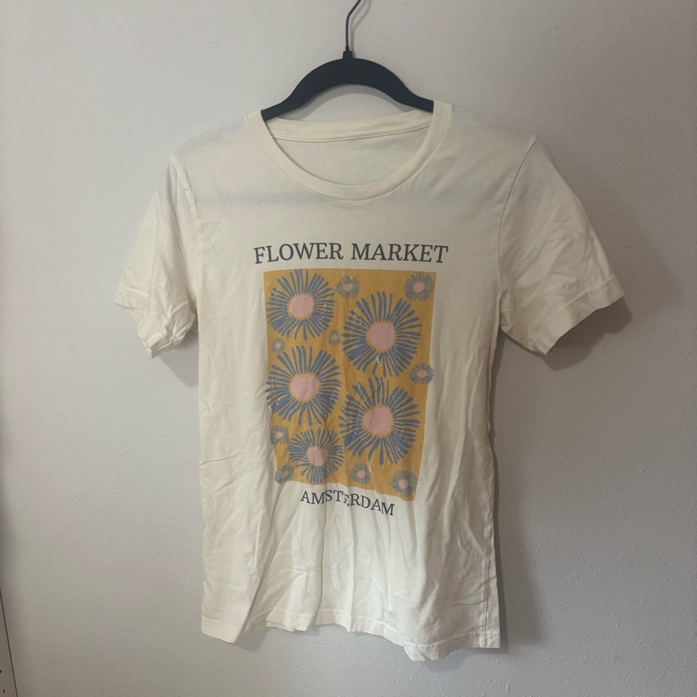 Flower Market Graphic T-Shirt